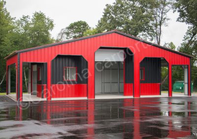 red and black metal barns in oak ridge and knoxville tn