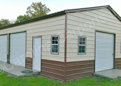 vertical roof style 2-tone metal garages in oak ridge and knoxville tn